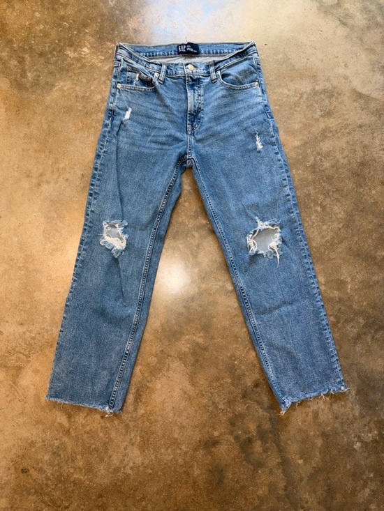 GAP Denim - GAP Low Rise Straight Crop Jeans Distressed Raw Hem Medium Wash Size 27